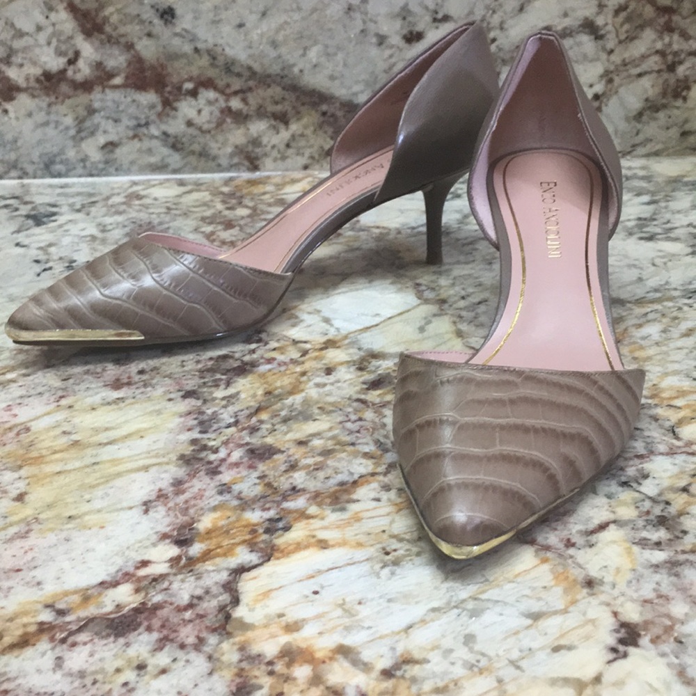 Enzo Angolini Pump - Size 7 M